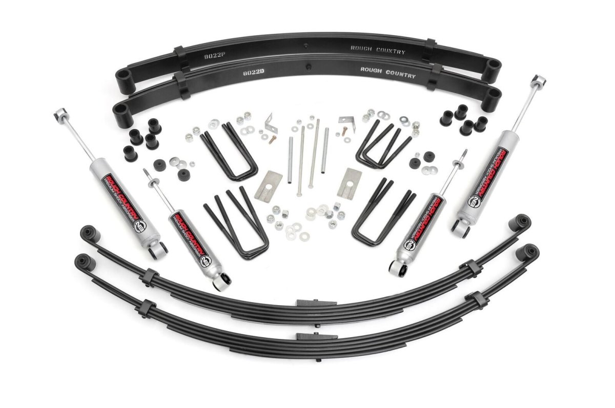 Toyota Pickup Suspension Lift Kit - Front + Rear - Rough Country - Rough Country 3 Inch - '84-'85